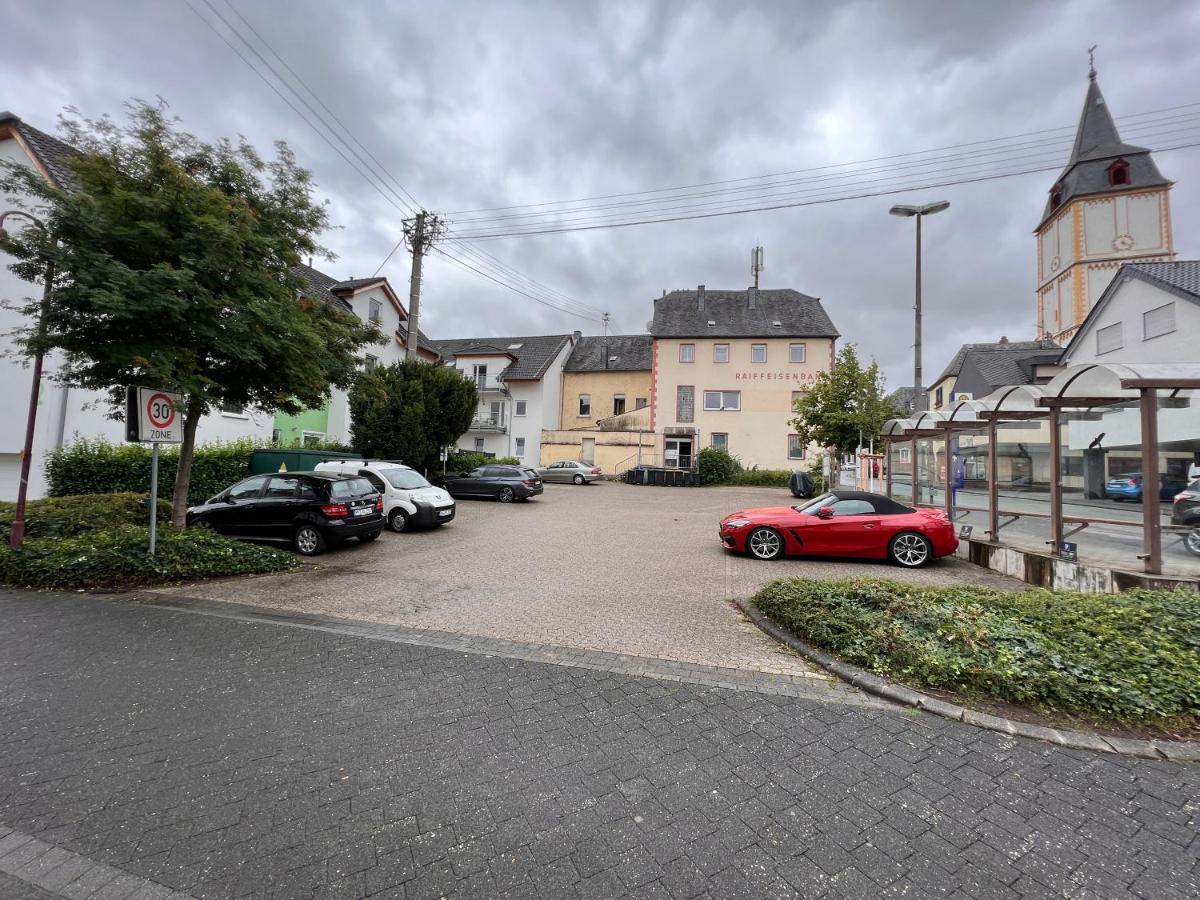 Gross, Modern, Vollausgestattet, Gemuetlich Mit Kueche Und Parkplatz Fuer Urlaub Oder Business Apartment Kettig Bagian luar foto