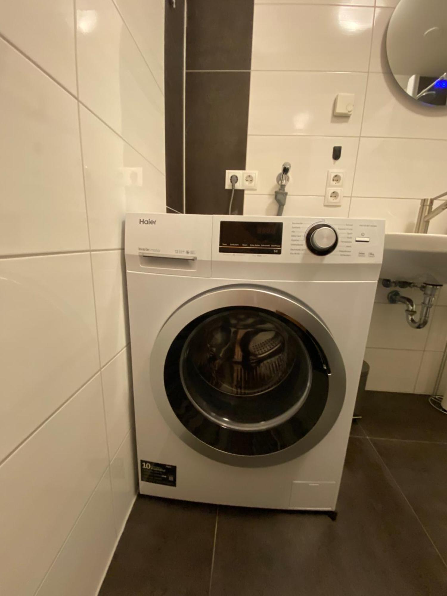 Gross, Modern, Vollausgestattet, Gemuetlich Mit Kueche Und Parkplatz Fuer Urlaub Oder Business Apartment Kettig Bagian luar foto