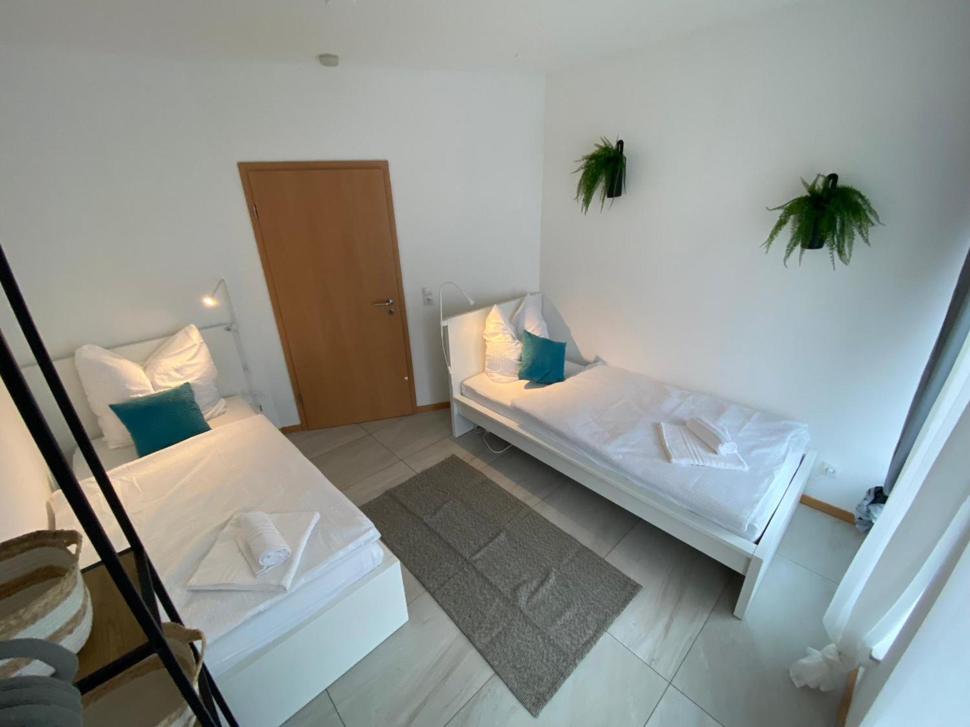 Gross, Modern, Vollausgestattet, Gemuetlich Mit Kueche Und Parkplatz Fuer Urlaub Oder Business Apartment Kettig Bagian luar foto
