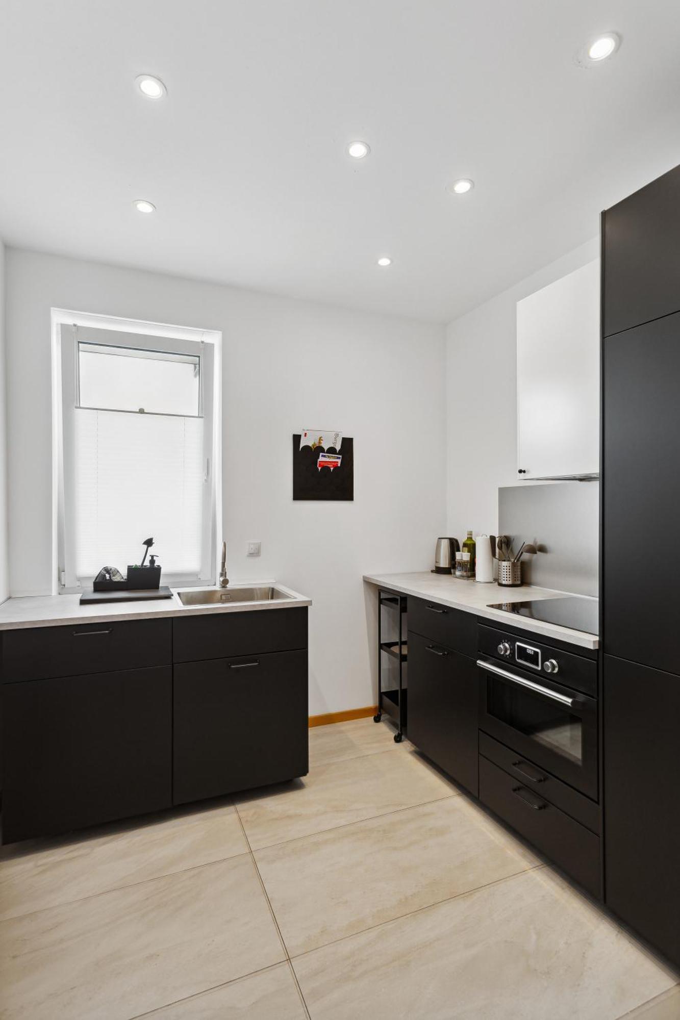 Gross, Modern, Vollausgestattet, Gemuetlich Mit Kueche Und Parkplatz Fuer Urlaub Oder Business Apartment Kettig Bagian luar foto