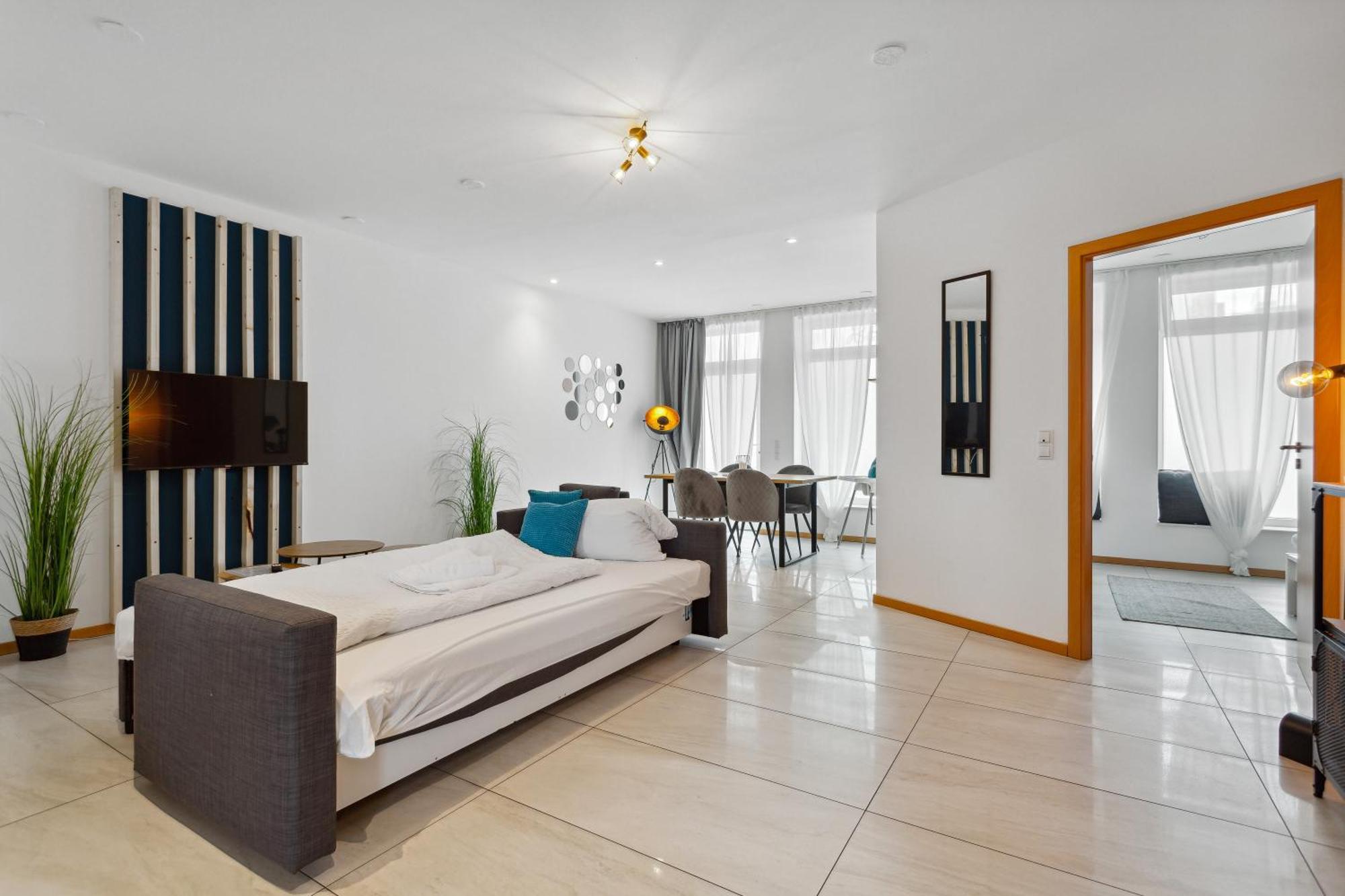 Gross, Modern, Vollausgestattet, Gemuetlich Mit Kueche Und Parkplatz Fuer Urlaub Oder Business Apartment Kettig Bagian luar foto