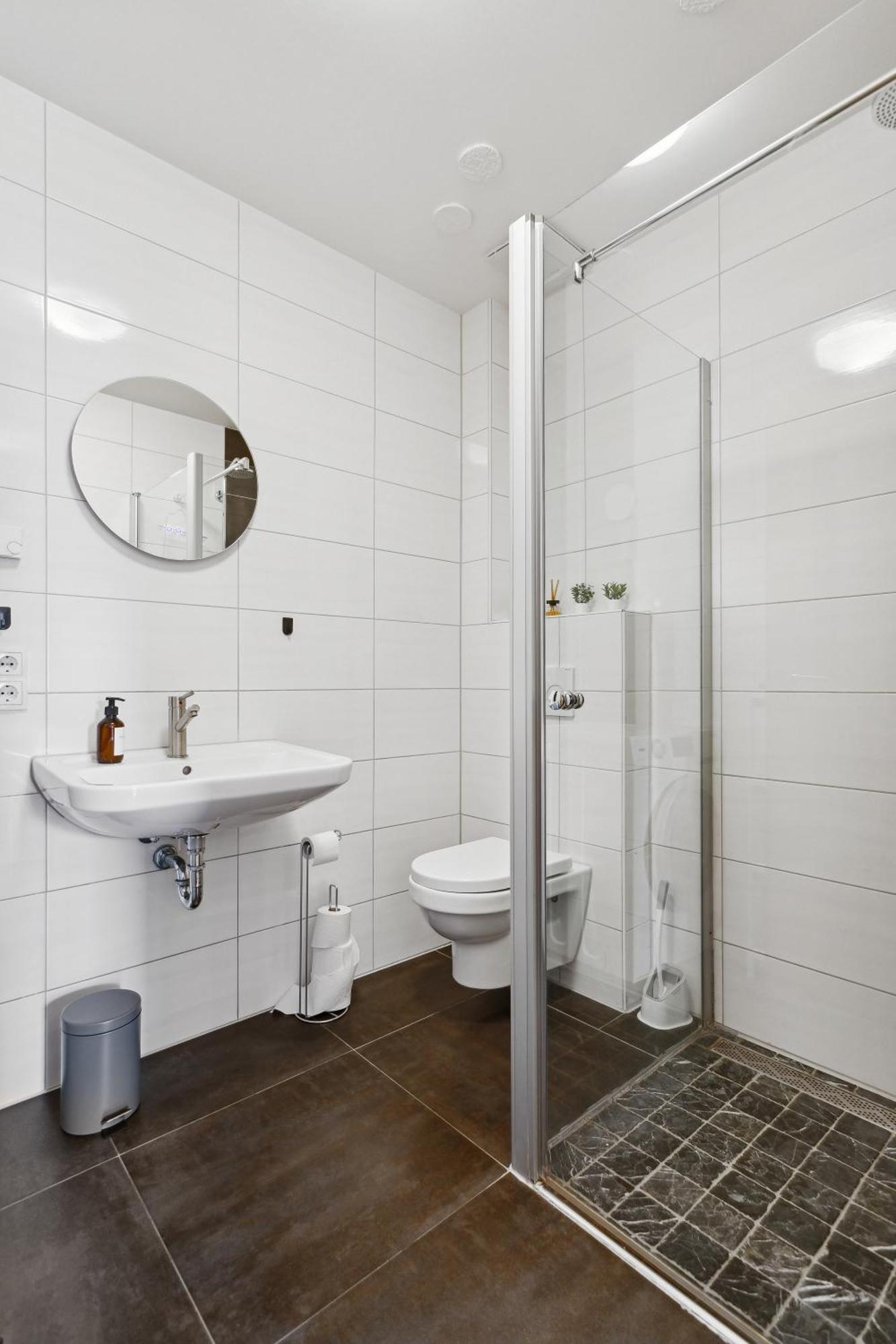 Gross, Modern, Vollausgestattet, Gemuetlich Mit Kueche Und Parkplatz Fuer Urlaub Oder Business Apartment Kettig Bagian luar foto