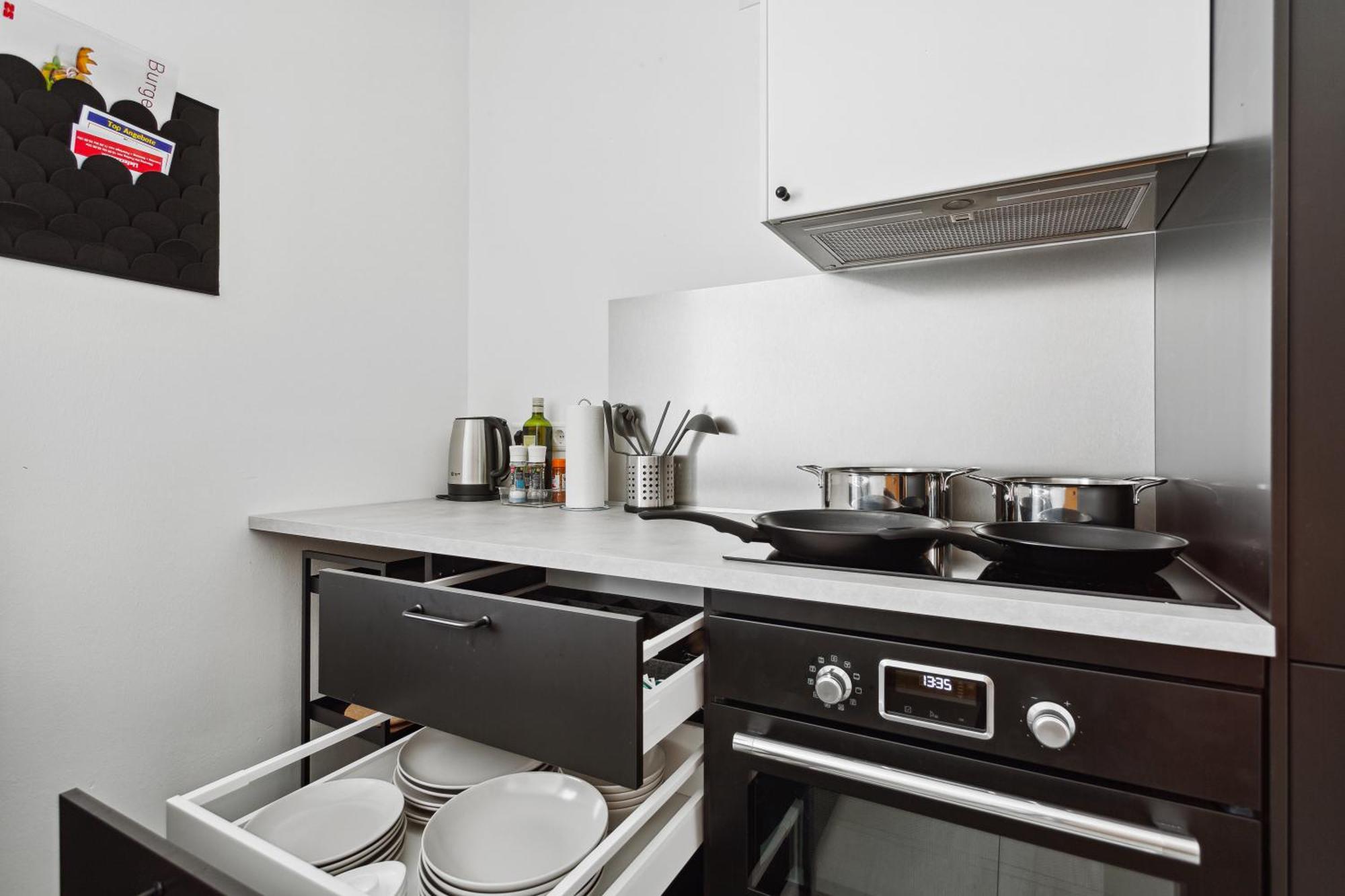 Gross, Modern, Vollausgestattet, Gemuetlich Mit Kueche Und Parkplatz Fuer Urlaub Oder Business Apartment Kettig Bagian luar foto